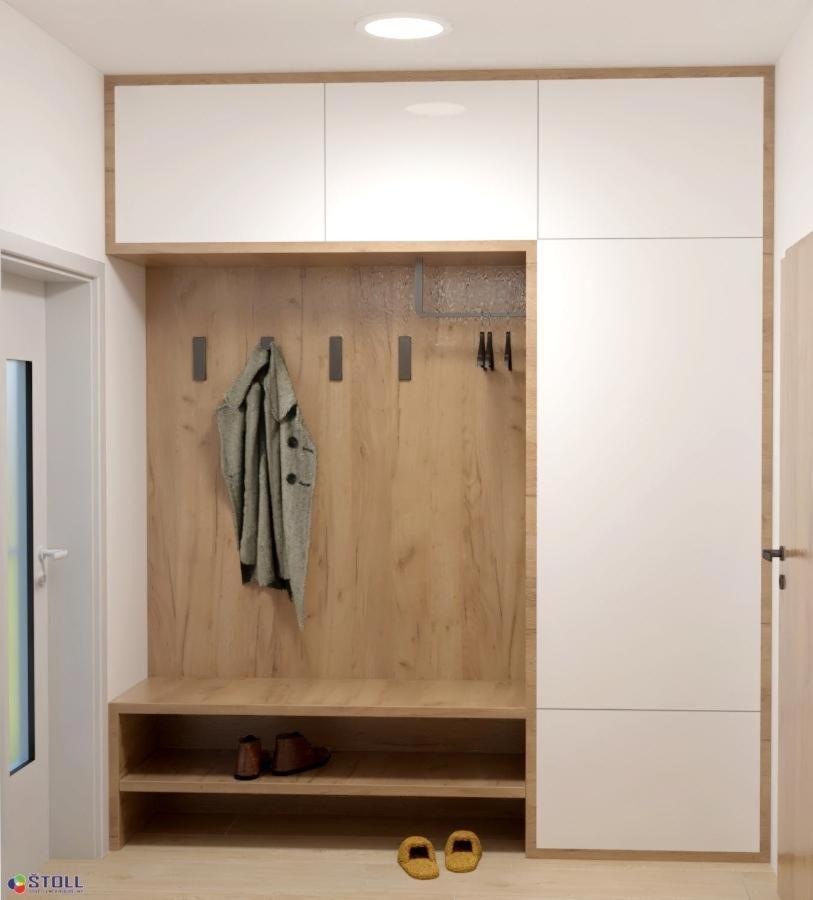 Apartmanovy Dum Na Kolonade Леднице Екстериор снимка